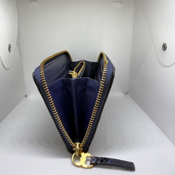 👜 Tory Burch Gemini Link Embossed Zip Continental Wallet - Picture 11 of 11